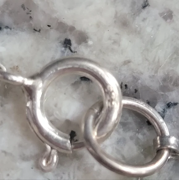 Genuine Purple Pearl Necklace Sterling Silver Clasp - Picture 2 of 14